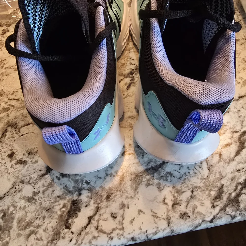 NEW UNDER ARMOUR SIZE 10 choose your color - Picture 9 of 11